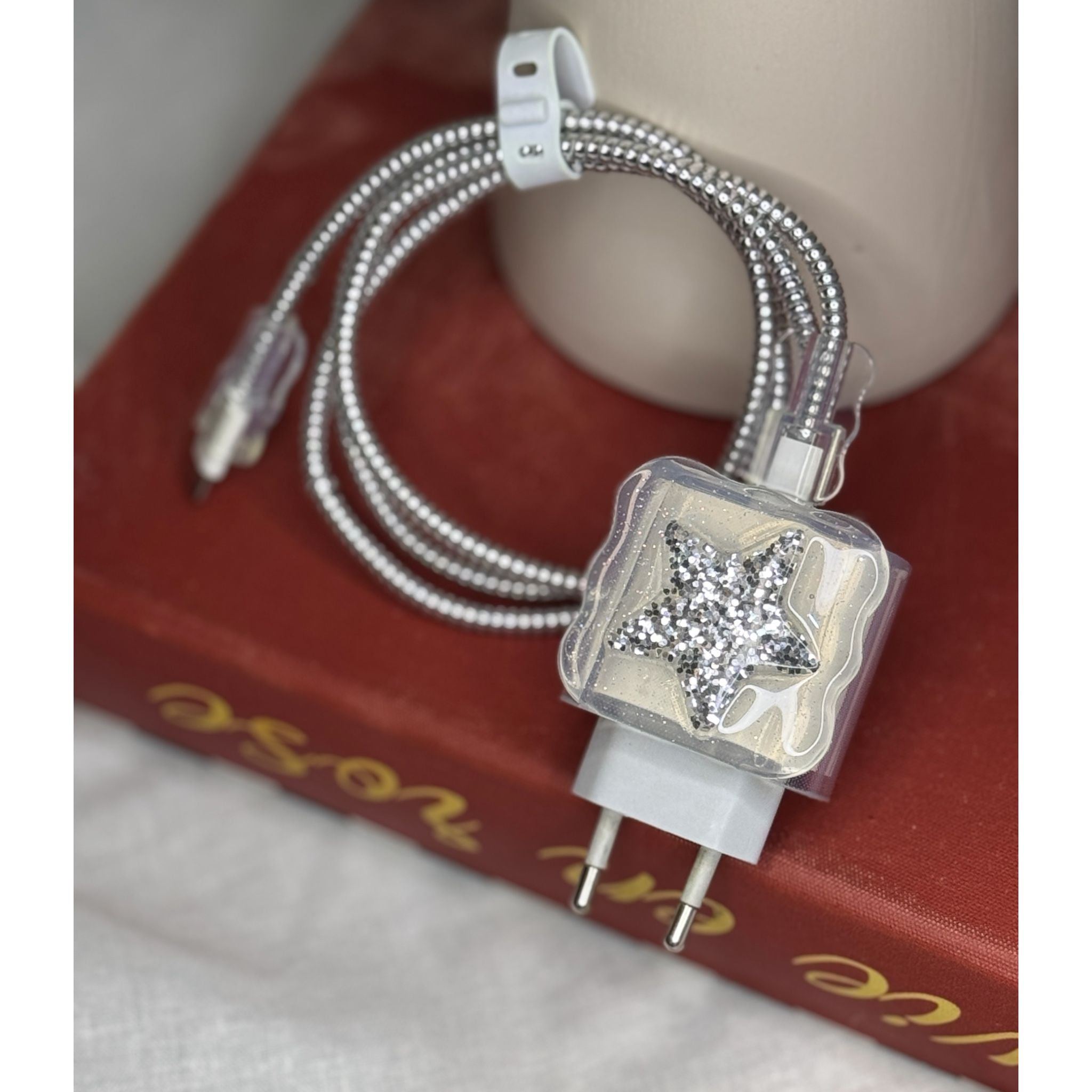 Yıldız Figürlü Adaptör Koruyucu Set - 013