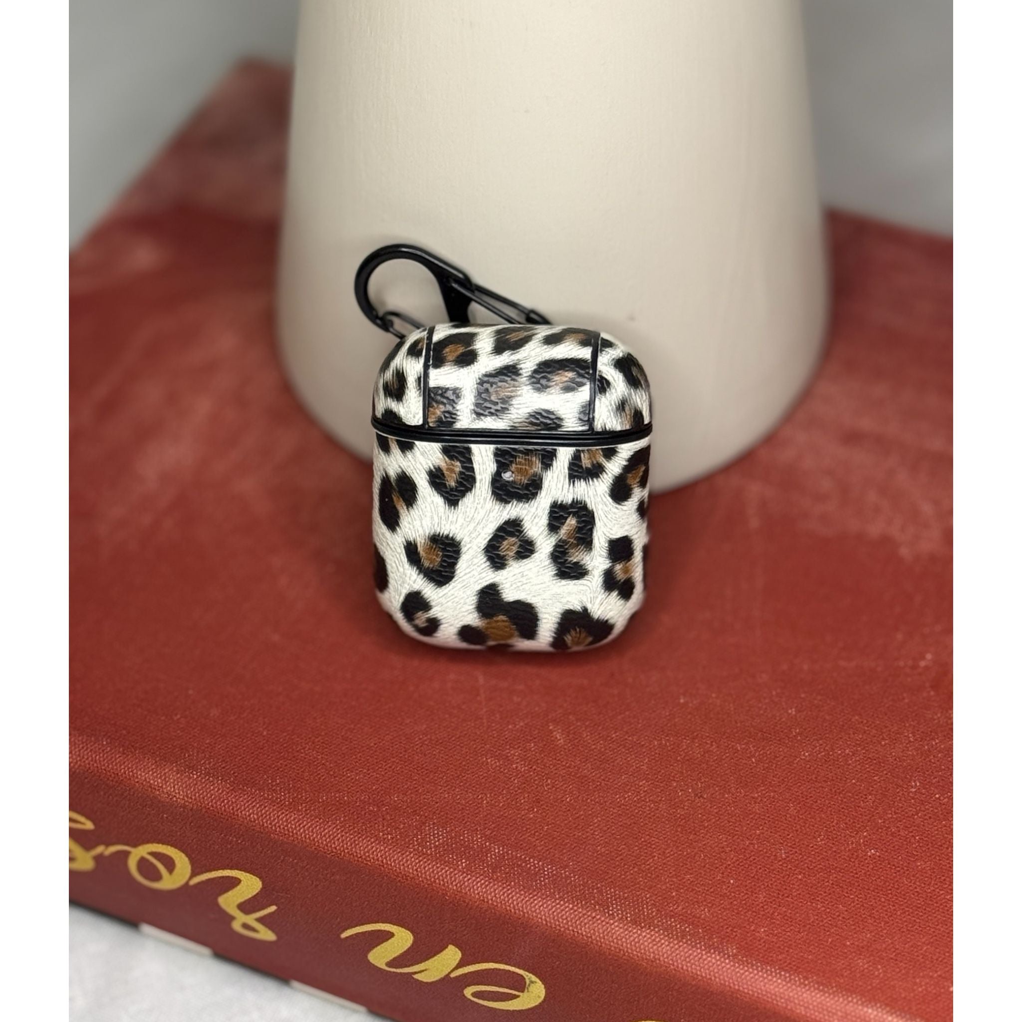 Leopar AirPods Kılıfı - 001